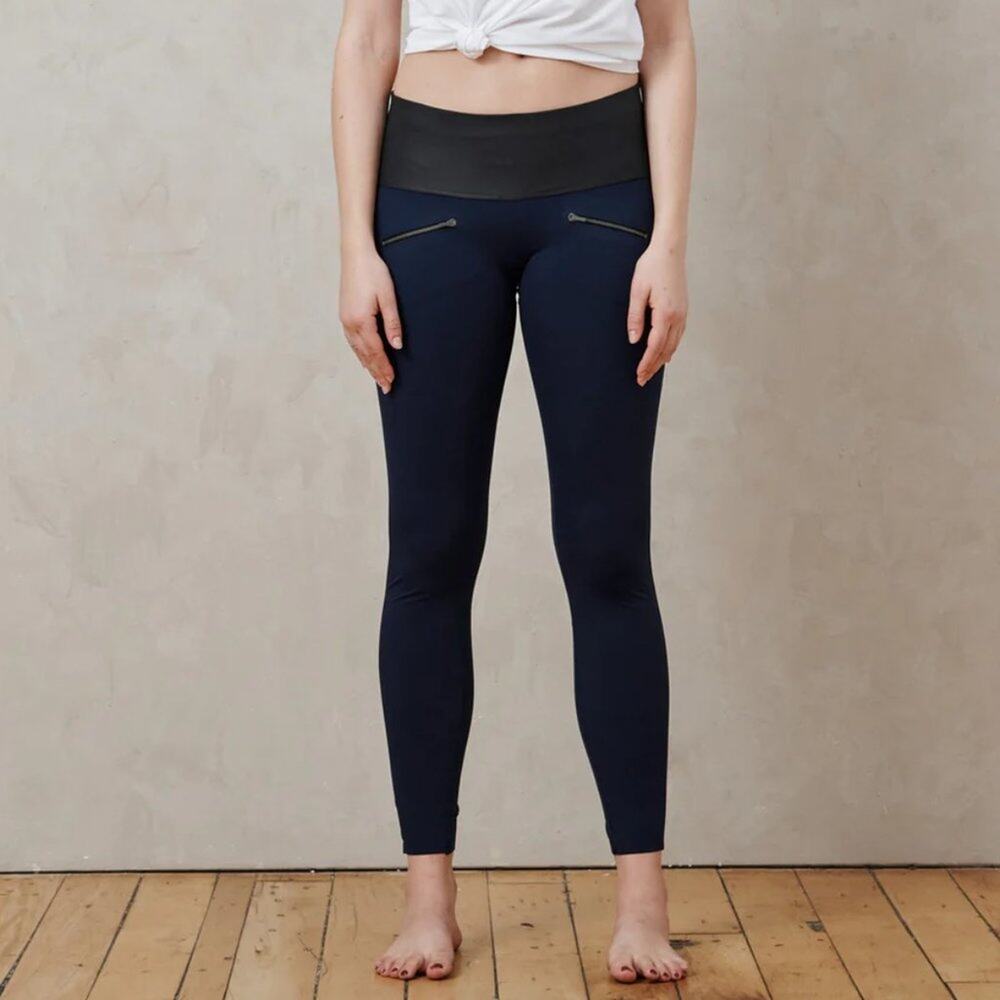 ADAY Size Medium Throw and Roll Leggings Blue | Size Medium